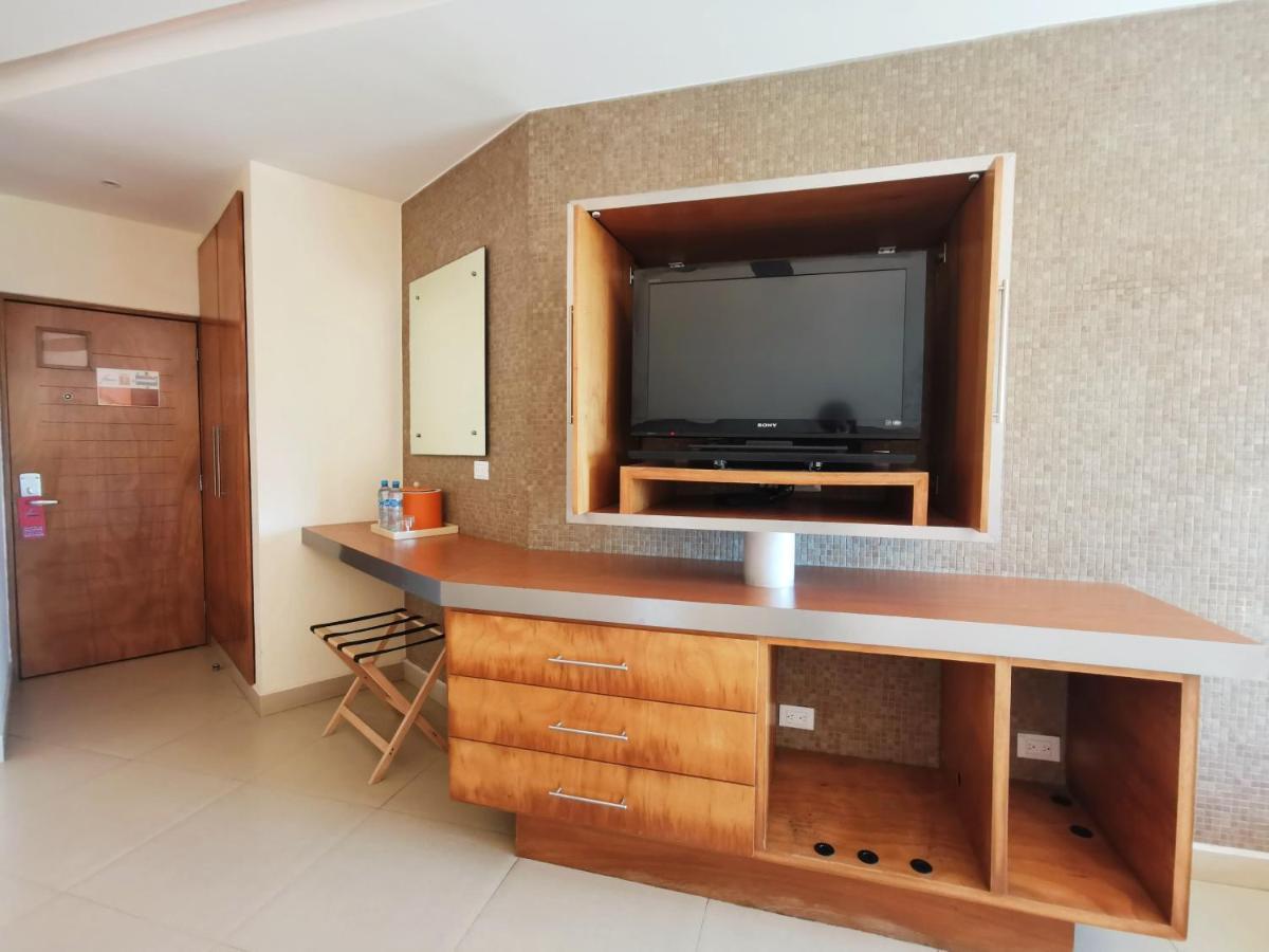 Artisan Playa Esmeralda Family Beach Hotel Playa Chachalacas 외부 사진