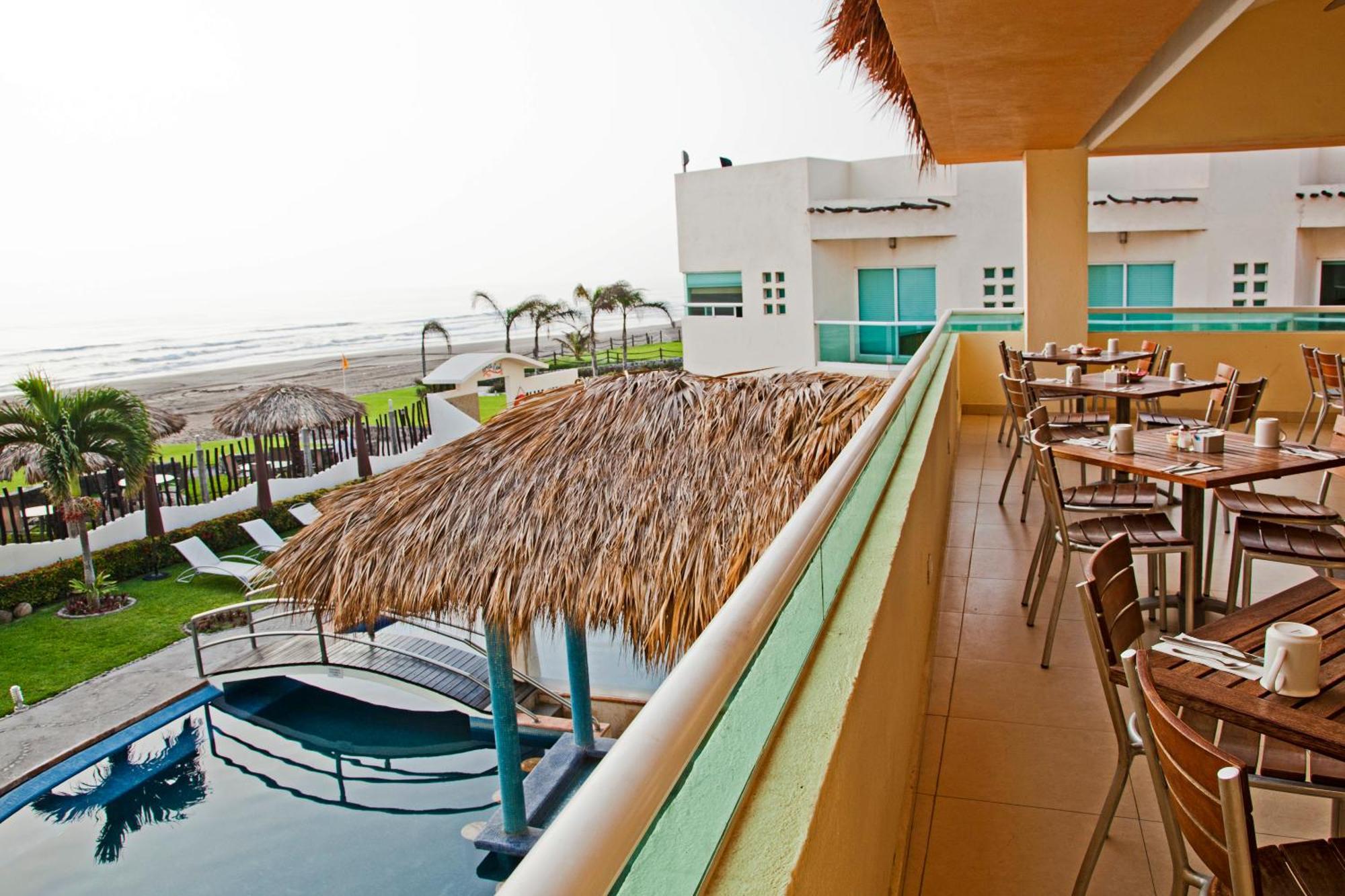 Artisan Playa Esmeralda Family Beach Hotel Playa Chachalacas 외부 사진